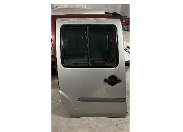 Doblo 1 çıkma sağ sürgülü kapı