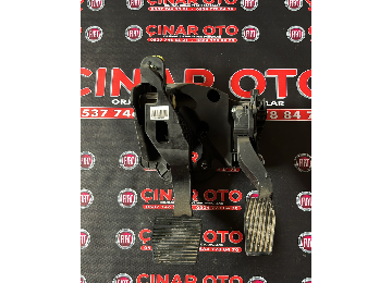 Egea Otomatik çıkma fren gaz pedal takımı
