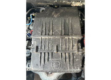 Linea 1.4 8W hava filtre kutusu